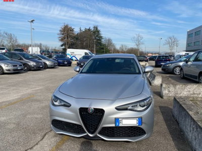 Alfa Romeo Giulia 2.2 Turbodiesel 180 CV AT8 Super (2)