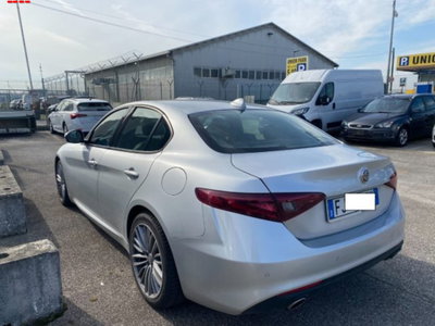 Alfa Romeo Giulia 2.2 Turbodiesel 180 CV AT8 Super (4)