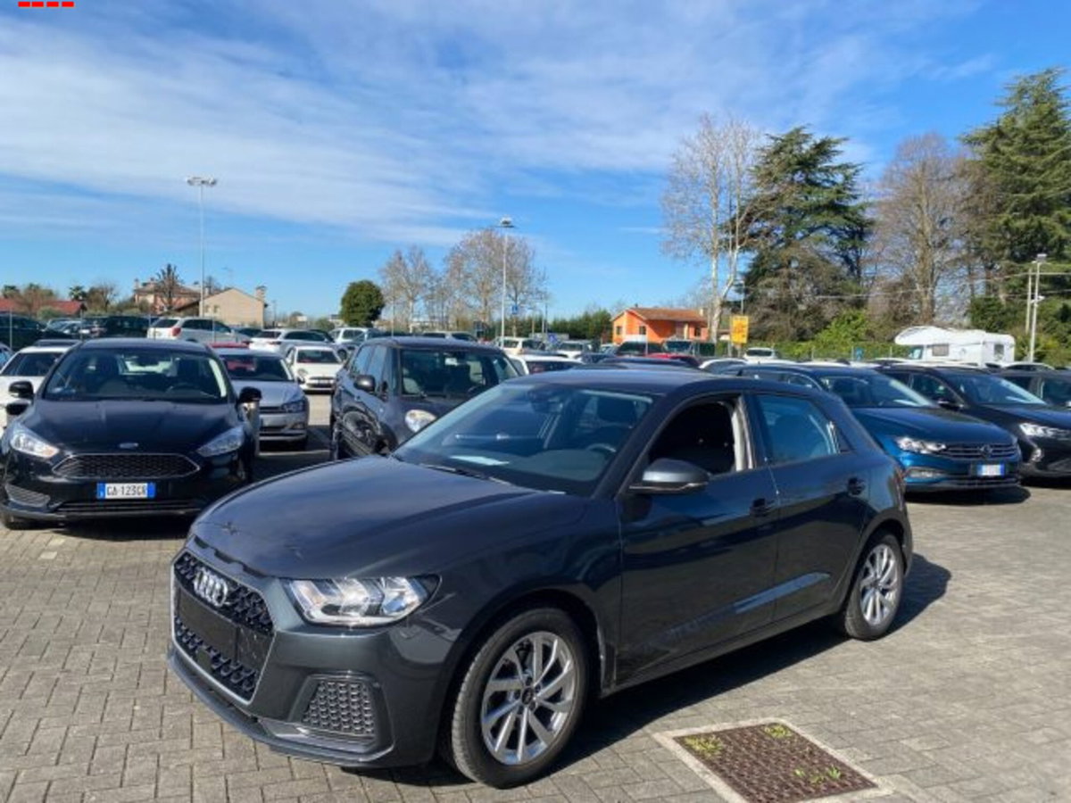Audi A1 Sportback 30 TFSI Admired (2)