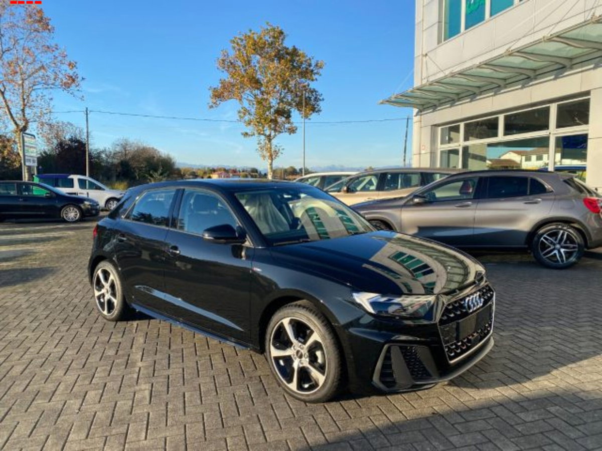Audi A1 Sportback 30 TFSI Identity Black