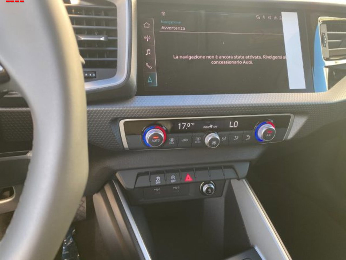 Audi A1 Sportback 30 TFSI Identity Black (6)
