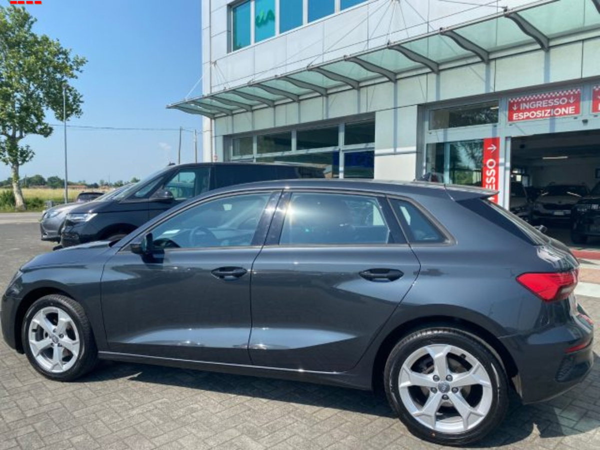 Audi A3 Sportback 30 TDI Business (3)