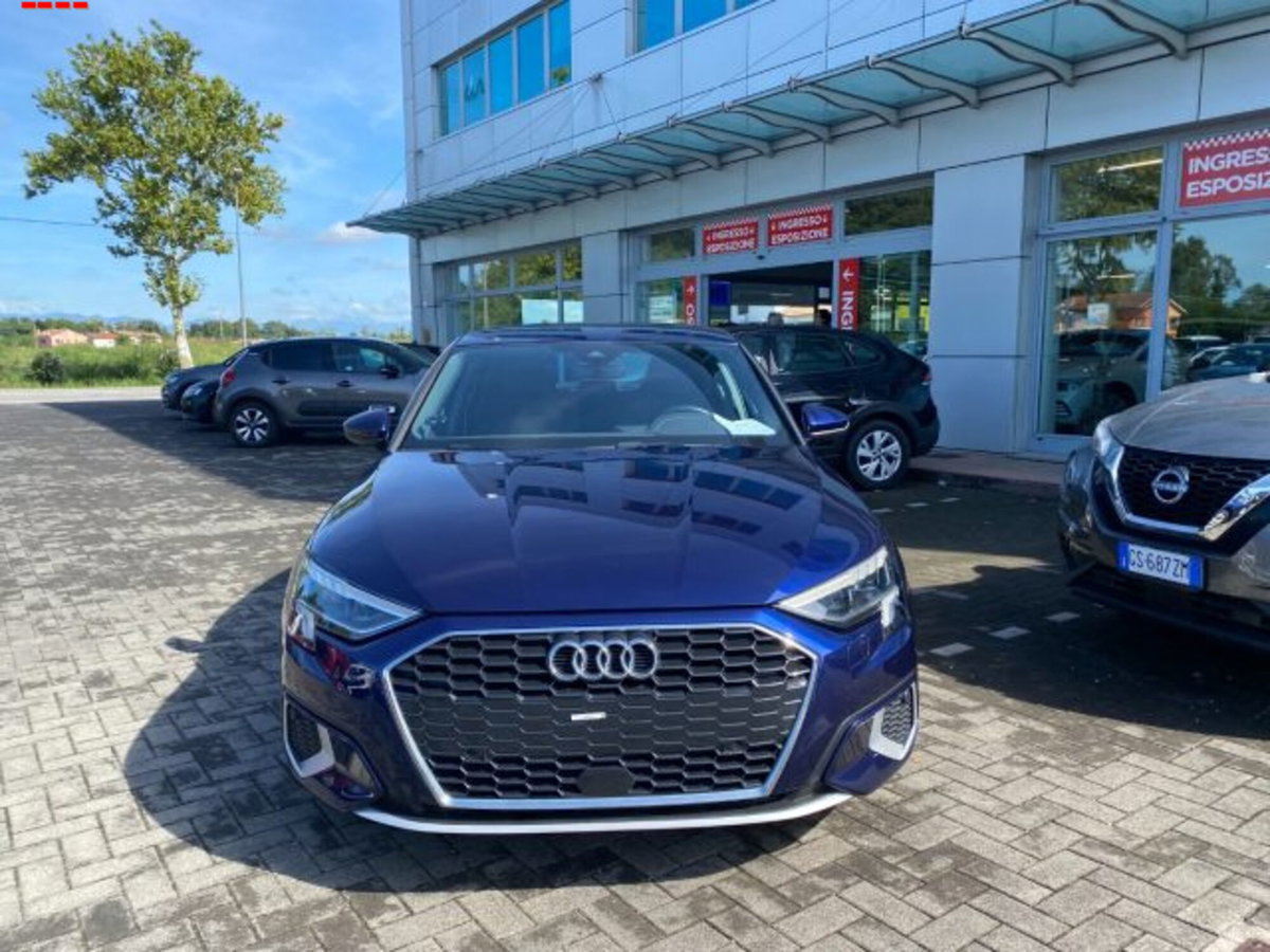 Audi A3 Sportback 35 TFSI Business (3)