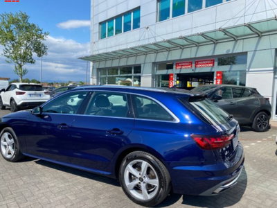 Audi A4 Avant 35 TDI/163 CV S tronic Business Advanced (4)