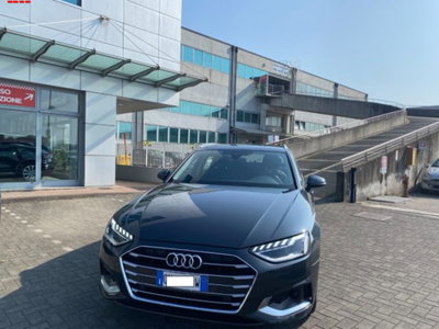 Audi A4 Avant 35 TDI/163 CV S tronic Business Advanced (2)