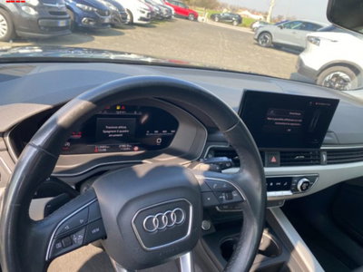 Audi A4 Avant 35 TDI/163 CV S tronic Business Advanced (9)