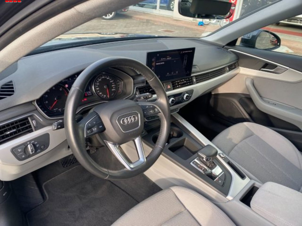 Audi A4 Avant 40 TFSI S tronic Business (4)