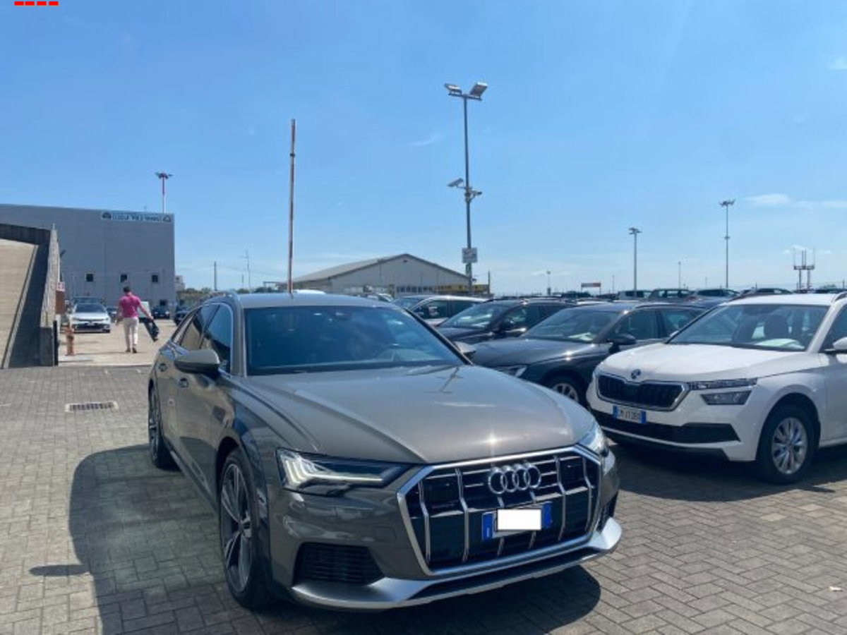 Audi A6 Allroad 40 TDI 2.0 quattro S tronic Evolution (2)