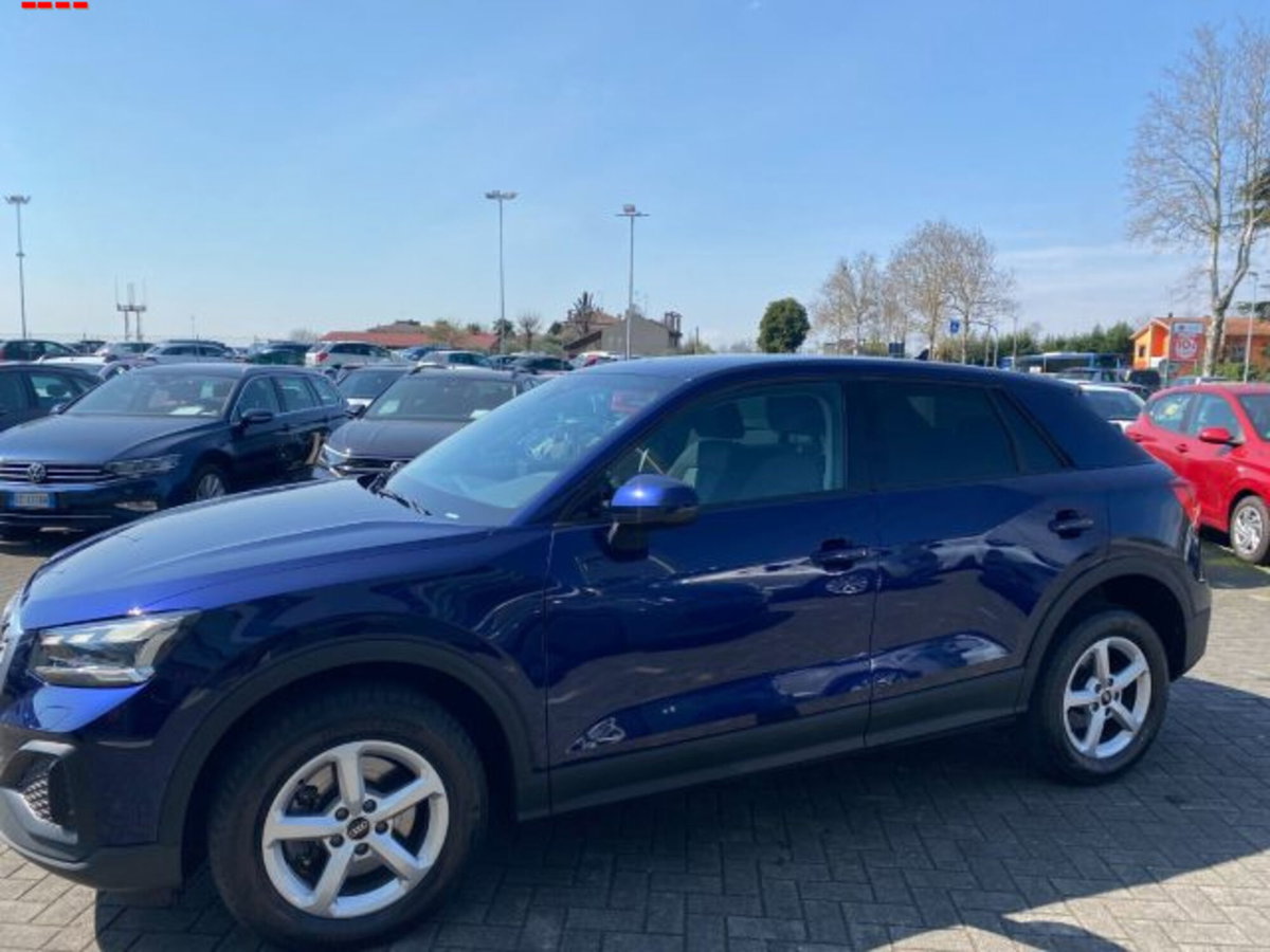 Audi Q2 Q2 35 TDI quattro S tronic Business Plus (6)