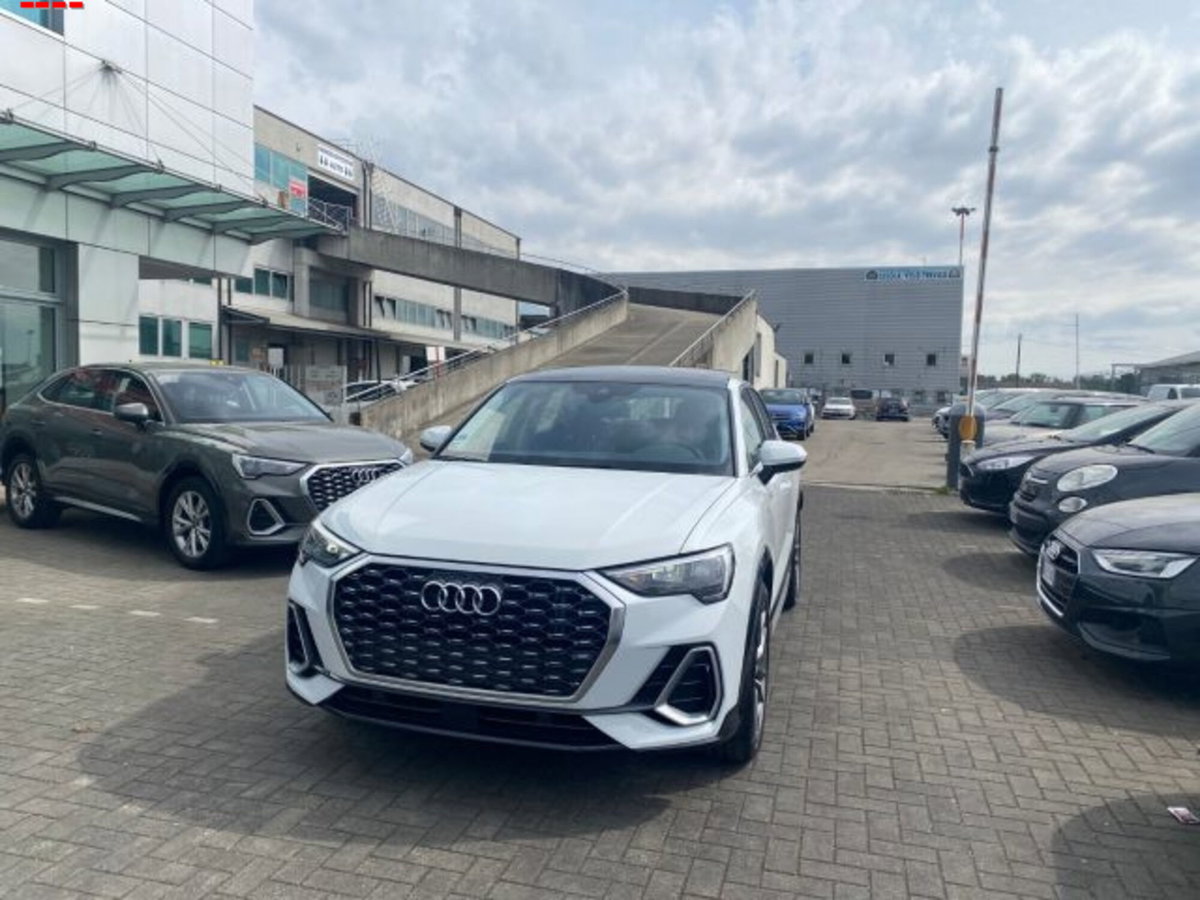 Audi Q3 Sportback 35 TFSI S line edition (2)