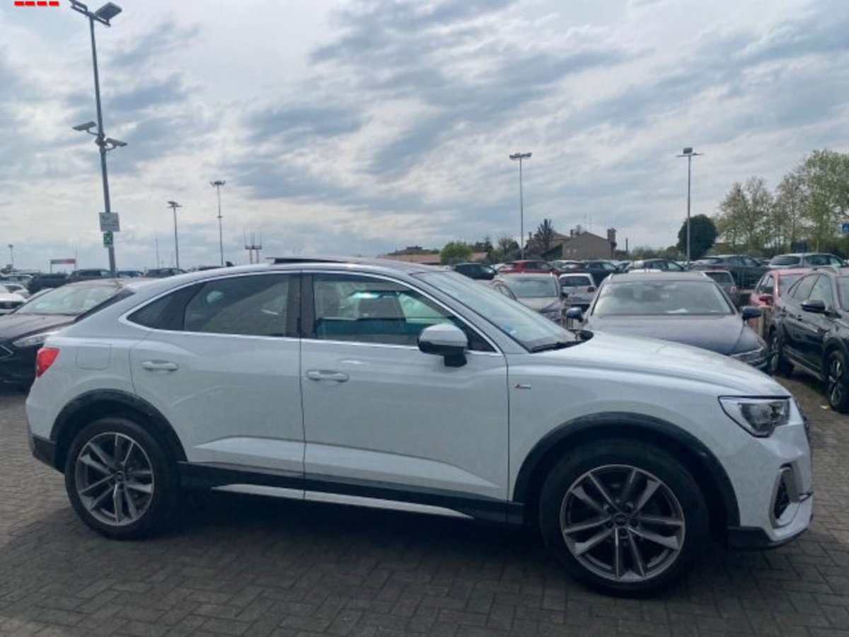 Audi Q3 Sportback 35 TFSI S line edition (3)