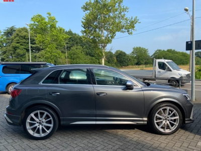 Audi RS Q3 2.5 quattro s-tronic (2)