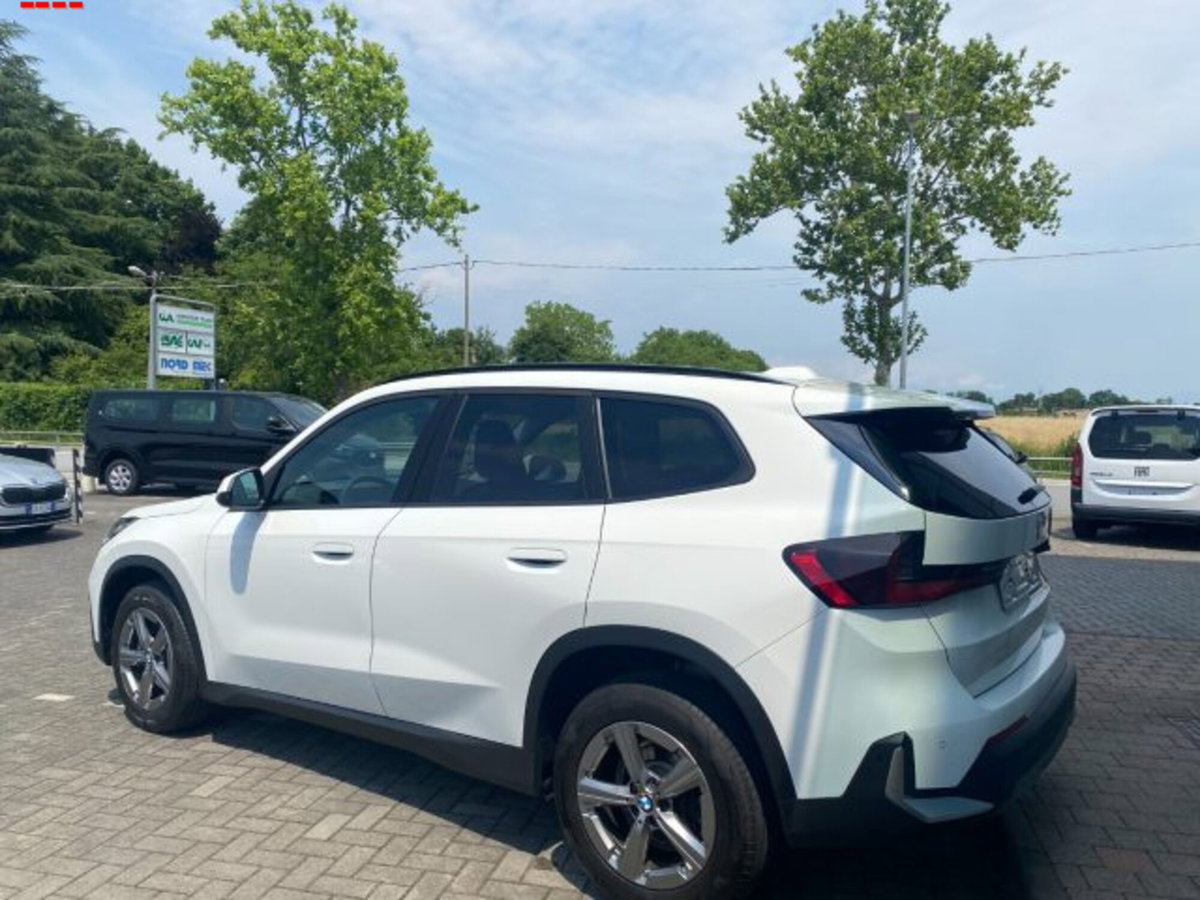BMW X1 xDrive 20d Msport (2)