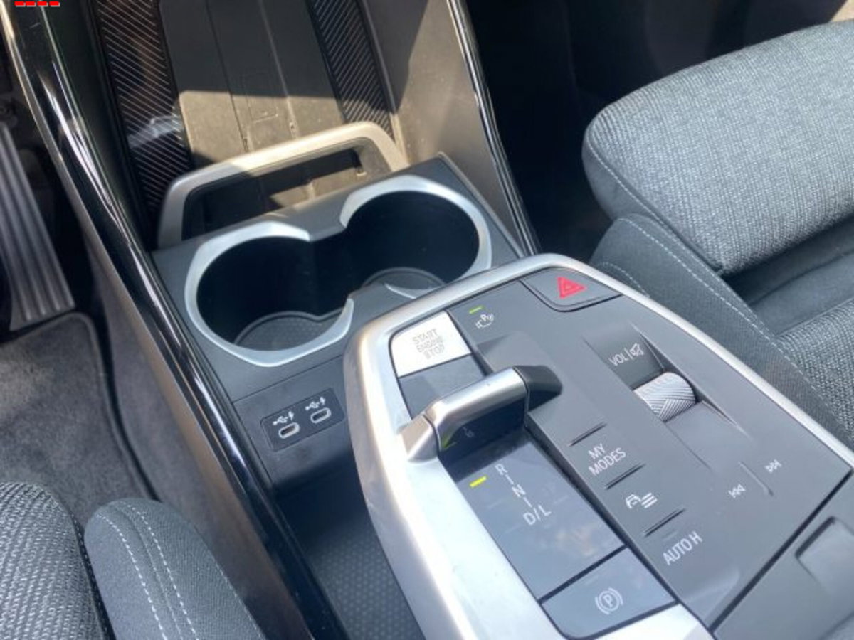 BMW X1 sDrive 18i xLine (11)