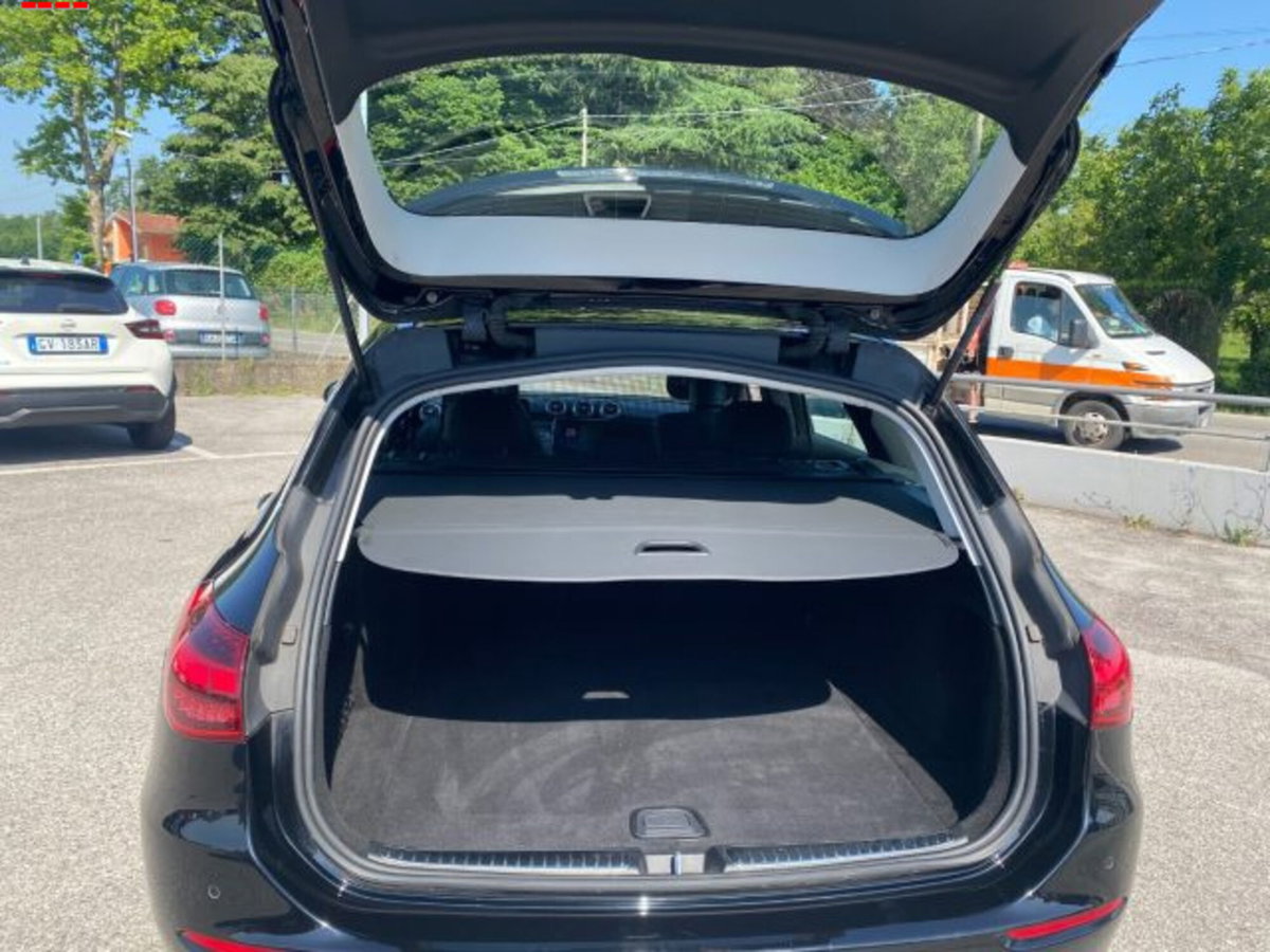 Mercedes-Benz Classe C Station Wagon 220 d Mild hybrid 4Matic Premium (10)