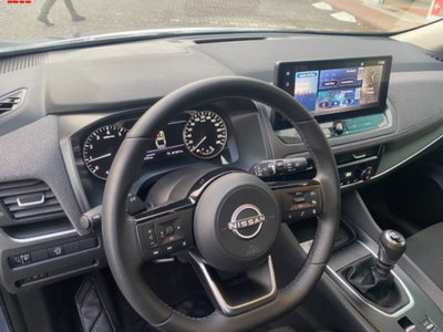 Nissan Qashqai 1.3 mhev Acenta 2wd 140cv (10)