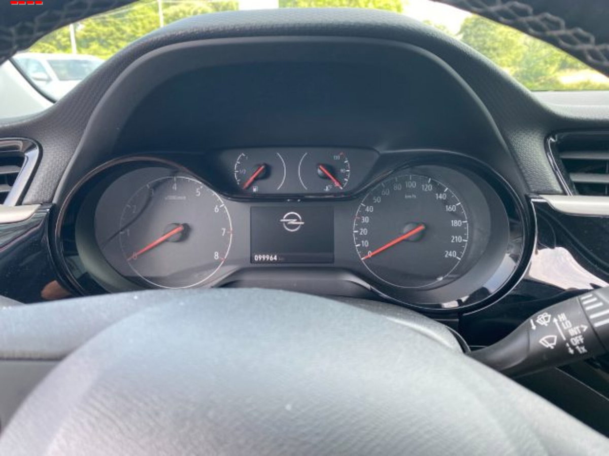 Opel Corsa 1.2 Edition (6)