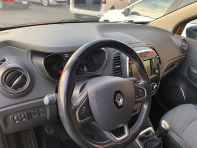 Renault Captur dCi 8V 90 CV Start&Stop Energy Sport Edition (9)