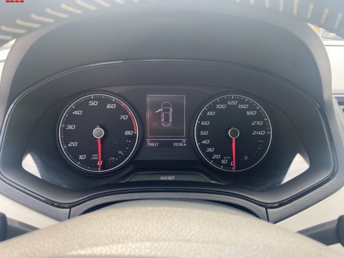 SEAT Arona 1.0 TGI XCELLENCE (10)