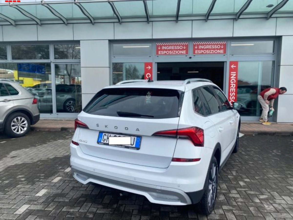 Skoda Kamiq 1.0 TSI 110 CV DSG ScoutLine (5)