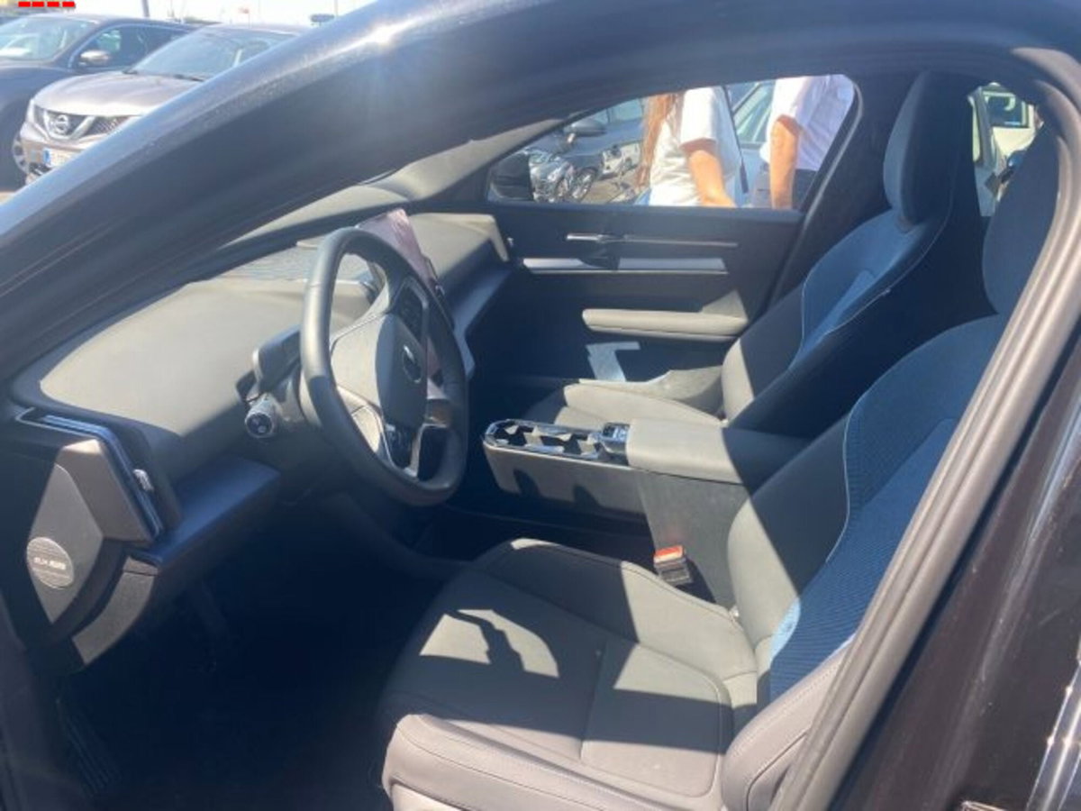 Volvo EX30 Single Motor Core rwd (8)