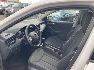 Skoda Kamiq 1.0 TSI 110 CV DSG Ambition (7)
