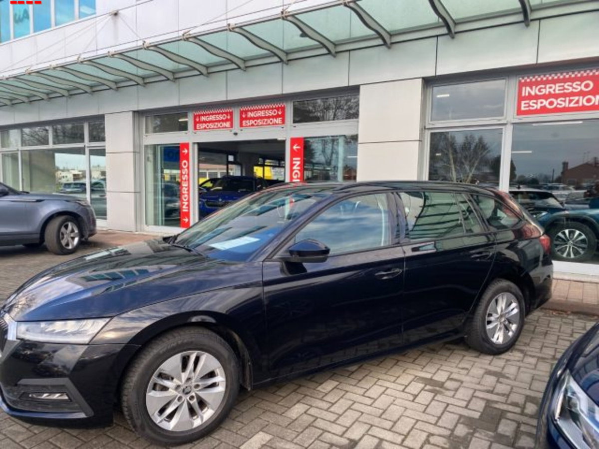 Skoda Octavia Station Wagon 2.0 TDI EVO SCR DSG Wagon Ambition (7)