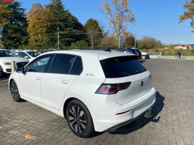 Volkswagen Golf Variant 1.5 eTSI 150 CV EVO ACT DSG R-Line (4)