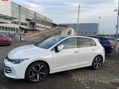 Volkswagen Golf 1.5 eTSI 150 CV EVO ACT DSG Style usata