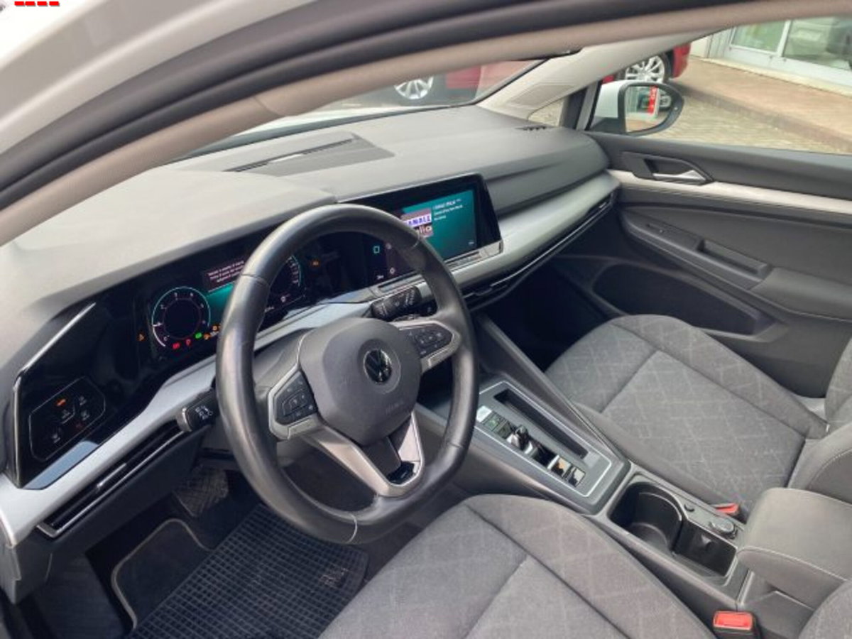 Volkswagen Golf Variant 2.0 TDI SCR DSG Life (8)
