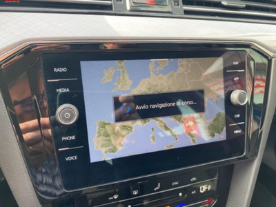 Volkswagen Passat Variant 2.0 TDI SCR 122 CV EVO DSG Business (10)