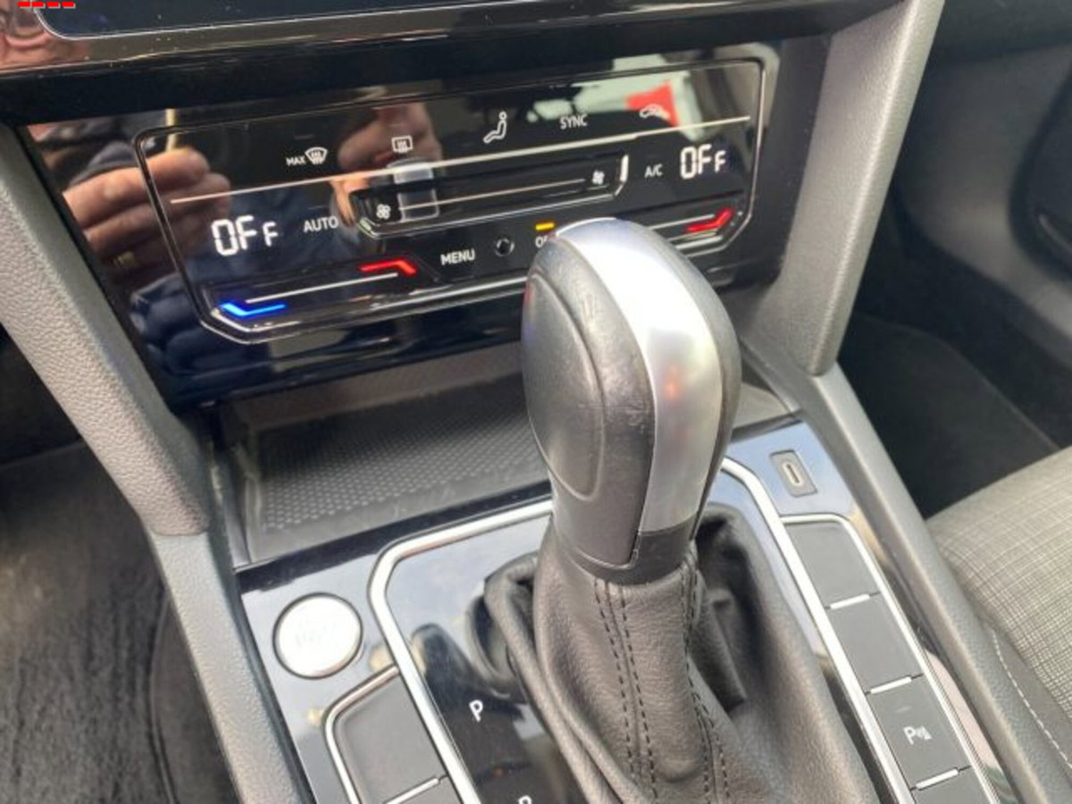 Volkswagen Passat Variant 2.0 TDI SCR 122 CV EVO DSG Business (11)