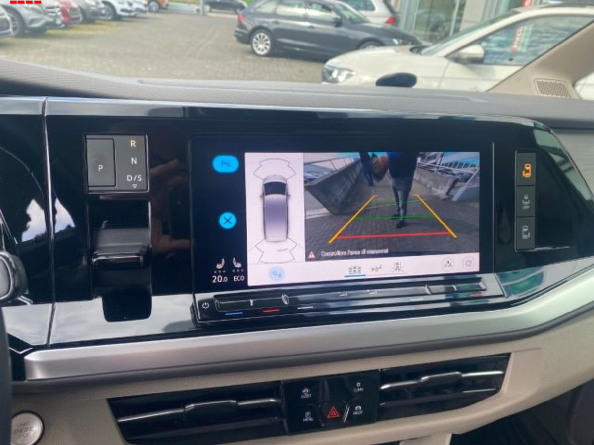 Volkswagen Multivan 1.4 TSI eHybrid Life (14)
