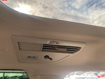 Volkswagen Multivan 1.4 TSI eHybrid Life (16)