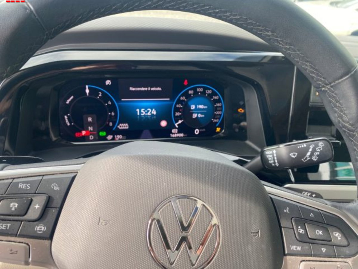 Volkswagen Multivan 1.4 TSI eHybrid Space (10)