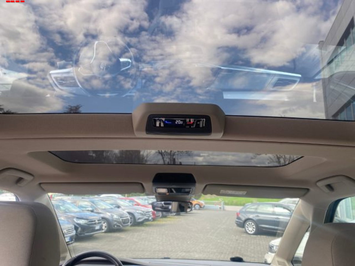 Volkswagen Multivan 1.4 TSI eHybrid Space (16)