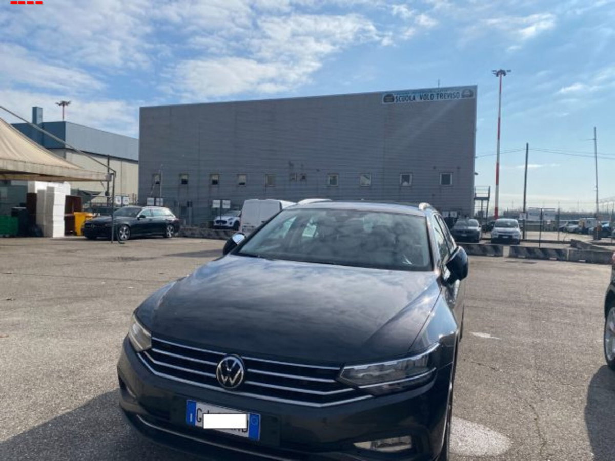 Volkswagen Passat Variant 2.0 TDI SCR EVO DSG Business (2)