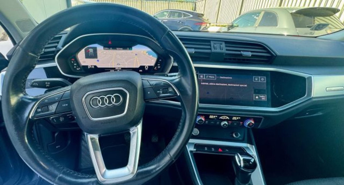 Audi Q3 35 TDI quattro S tronic Business Advanced (12)