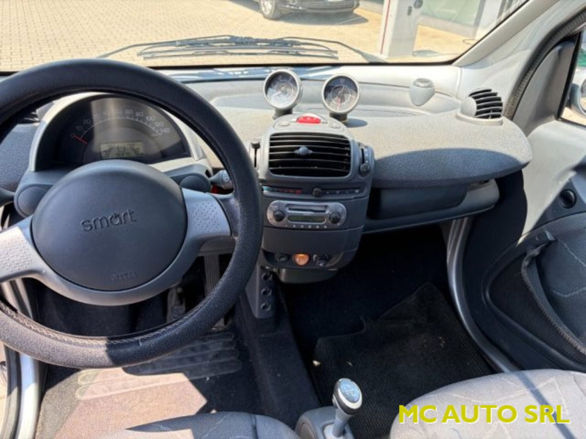 smart Fortwo 800 40 kW coupé passion cdi (7)