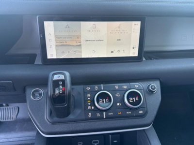 Land Rover Defender 110 3.0d i6 mhev X-Dynamic SE awd 200cv auto (13)