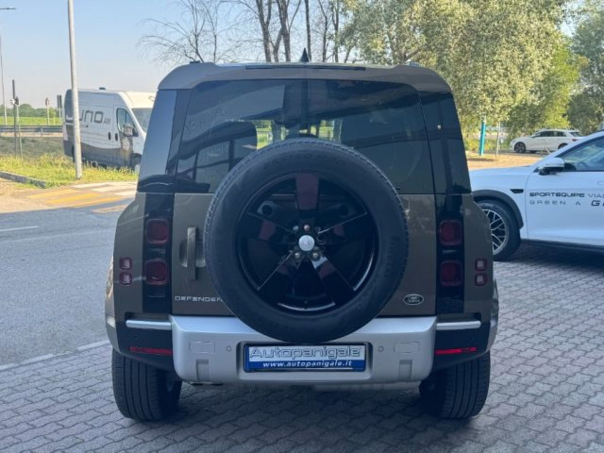 Land Rover Defender 110 3.0d i6 mhev X-Dynamic SE awd 200cv auto (6)