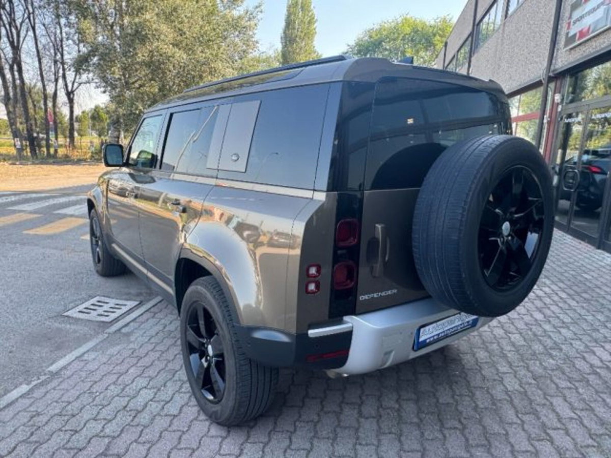 Land Rover Defender 110 3.0d i6 mhev X-Dynamic SE awd 200cv auto (7)