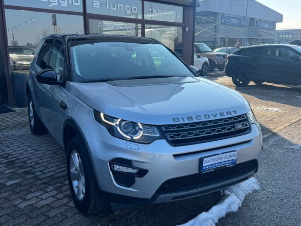 Land Rover Discovery Sport 2.0 TD4 150 CV SE (3)