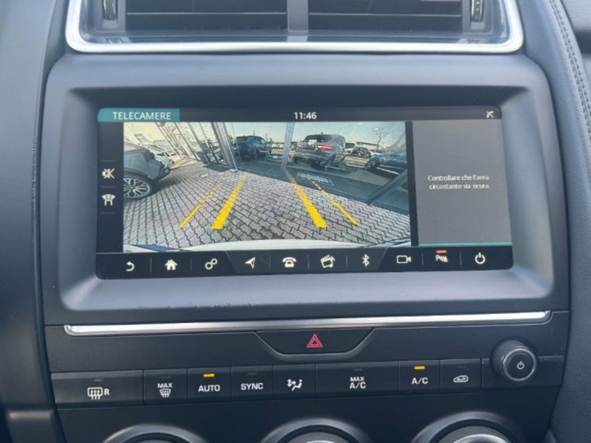 Jaguar E-Pace 2.0D 150 CV AWD aut. S (11)