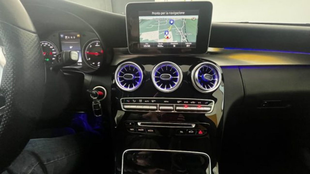 Mercedes-Benz Classe C Station Wagon 180 d Premium (12)