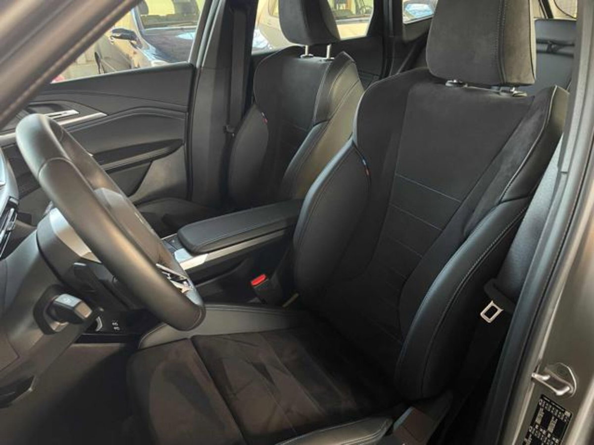 BMW X1 sDrive 18i Msport (12)