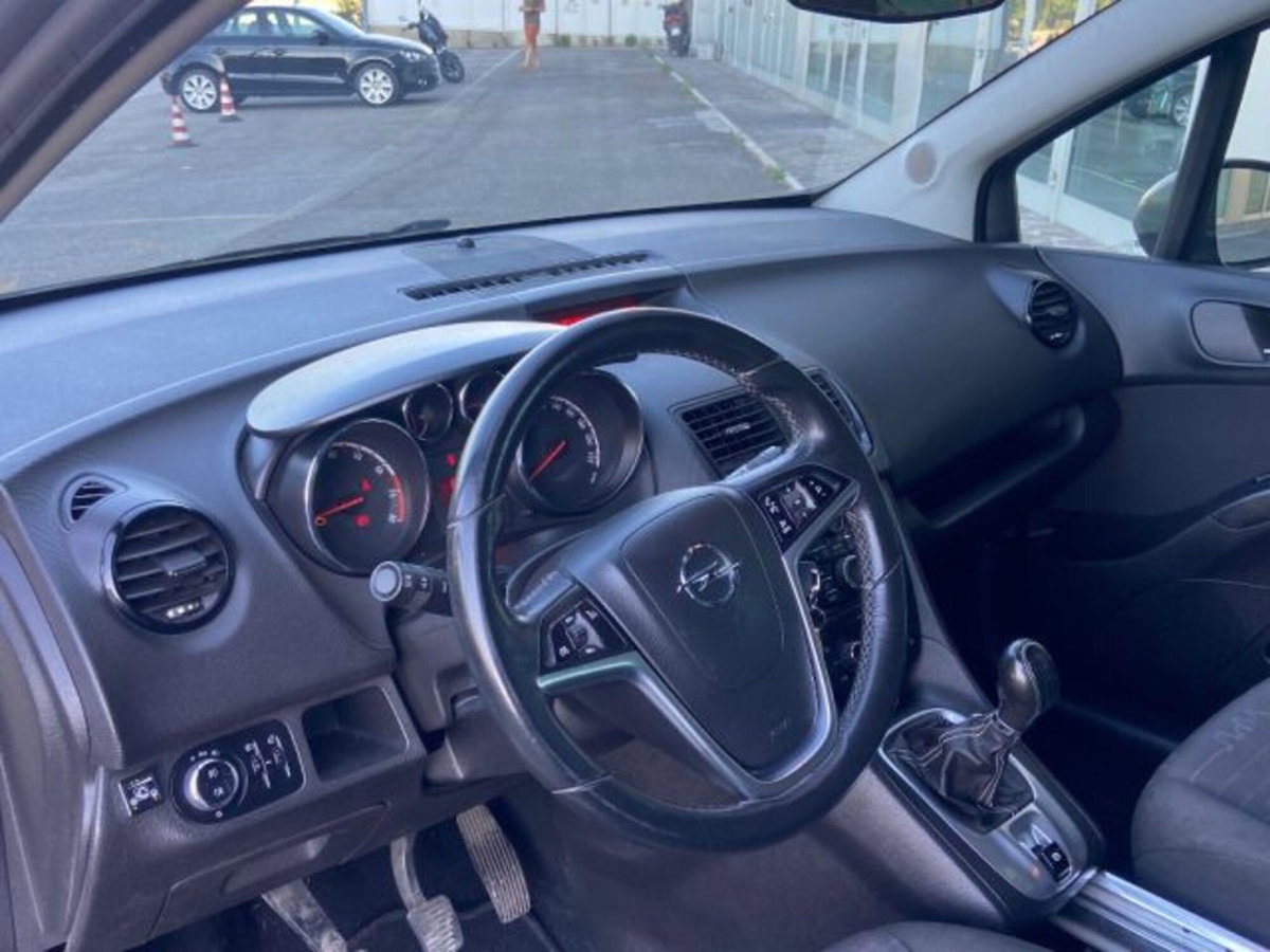 Opel Meriva 1.4 Turbo 120CV Cosmo (11)
