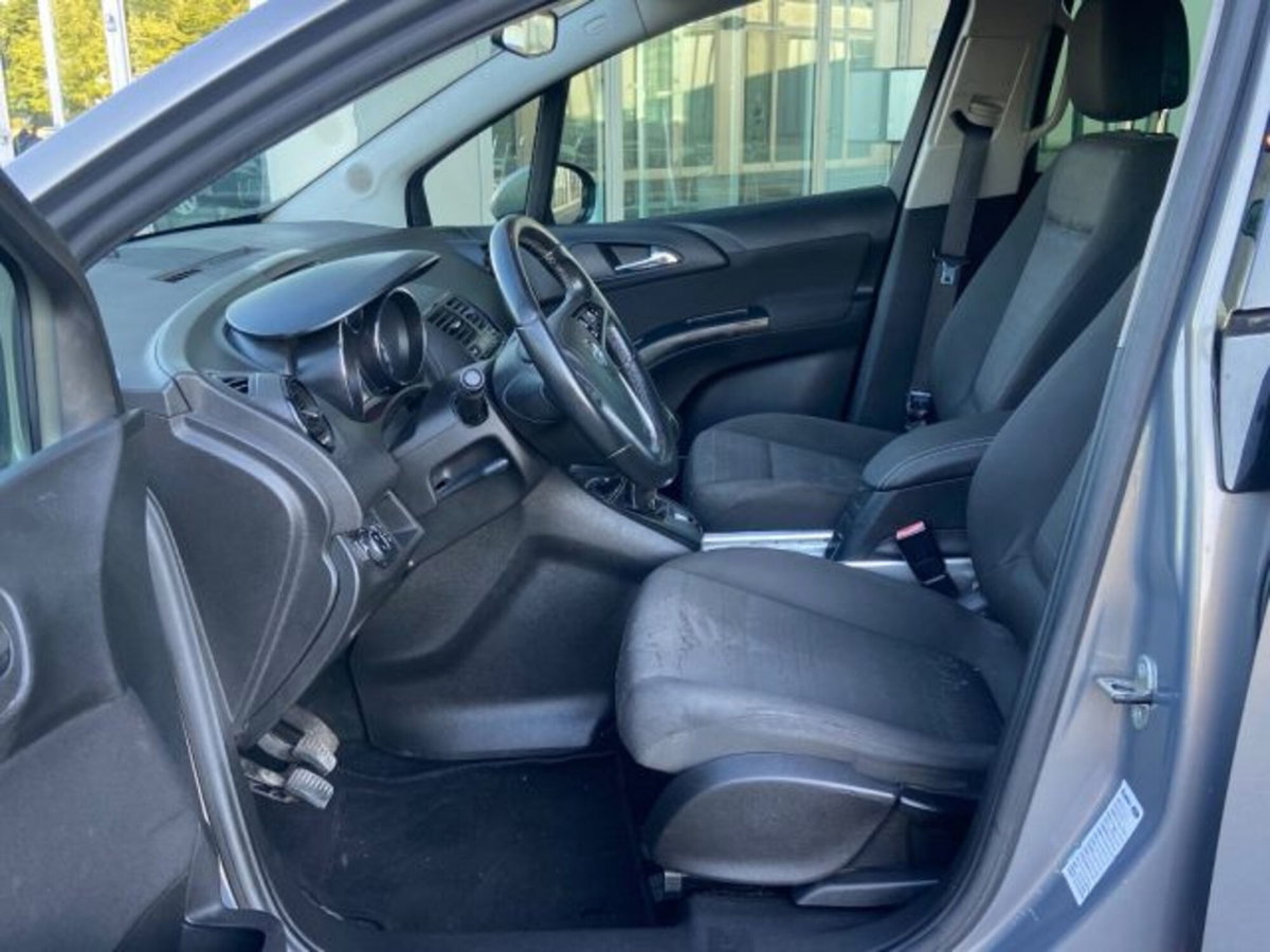 Opel Meriva 1.4 Turbo 120CV Cosmo (12)
