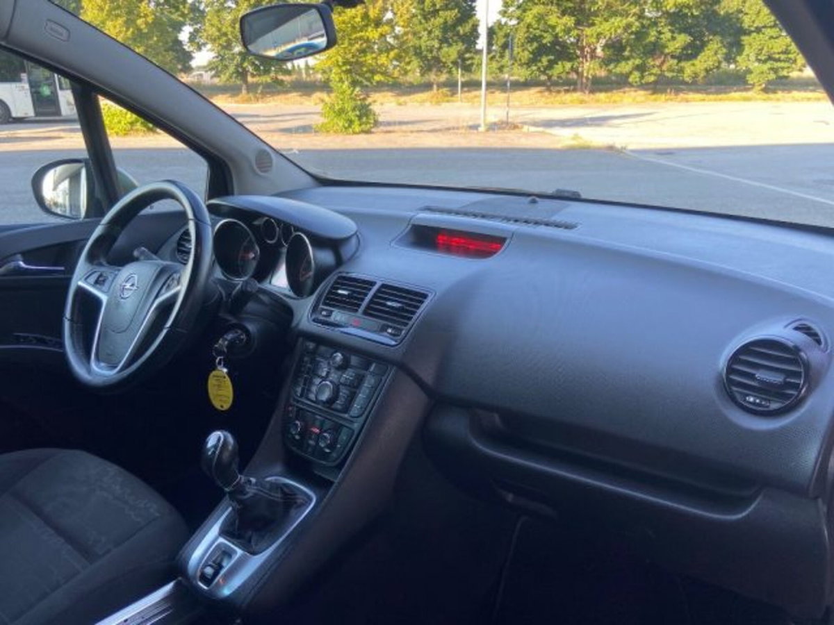 Opel Meriva 1.4 Turbo 120CV Cosmo (13)