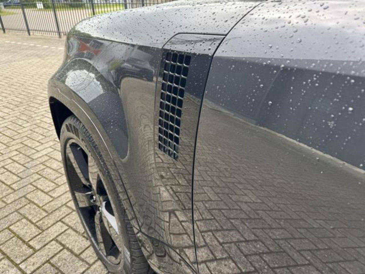 Land Rover Defender 110 3.0d mhev X-Dynamic HSE awd 350cv auto 7p.ti (12)